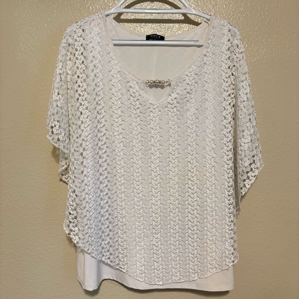 Onyx Apparel White Lace Overlay Top Blouse Poncho Capelet Embellished Neck 2X